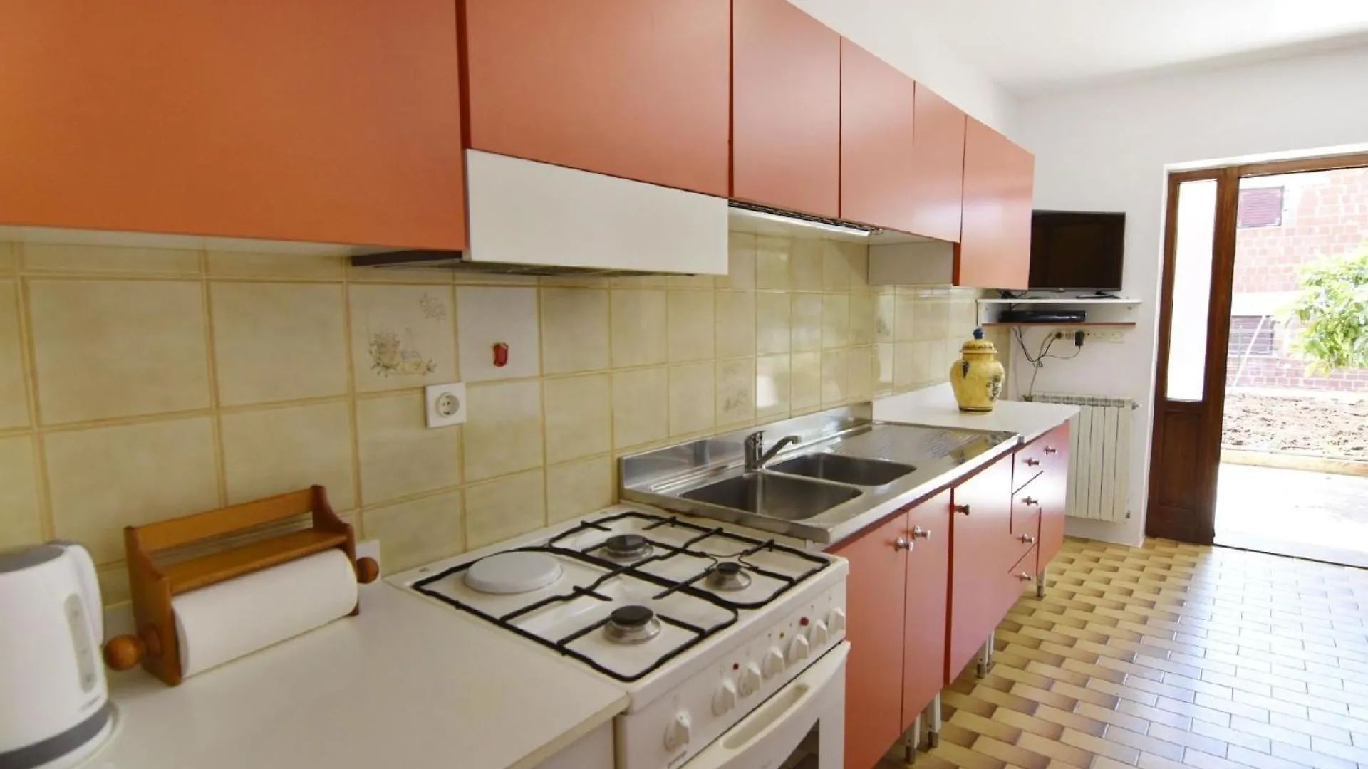 Wohnung In Der Naehe Des Strandes Basanija